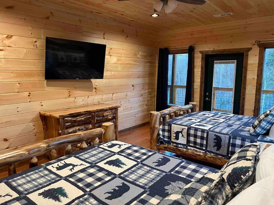 * * 4 Master Bedrooms, Views, Theater, Arcade, Evc Gatlinburg Bagian luar foto