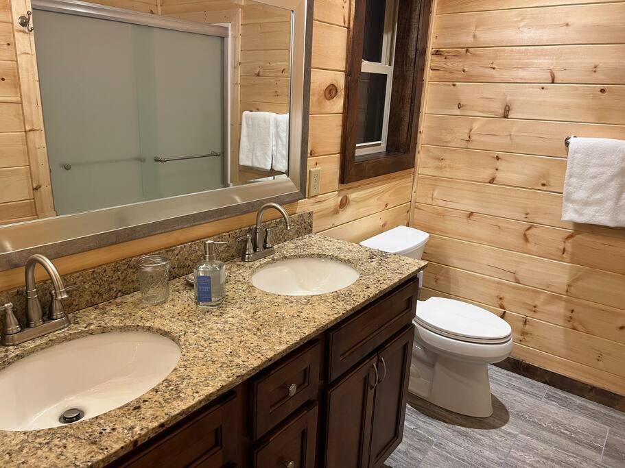 * * 4 Master Bedrooms, Views, Theater, Arcade, Evc Gatlinburg Bagian luar foto