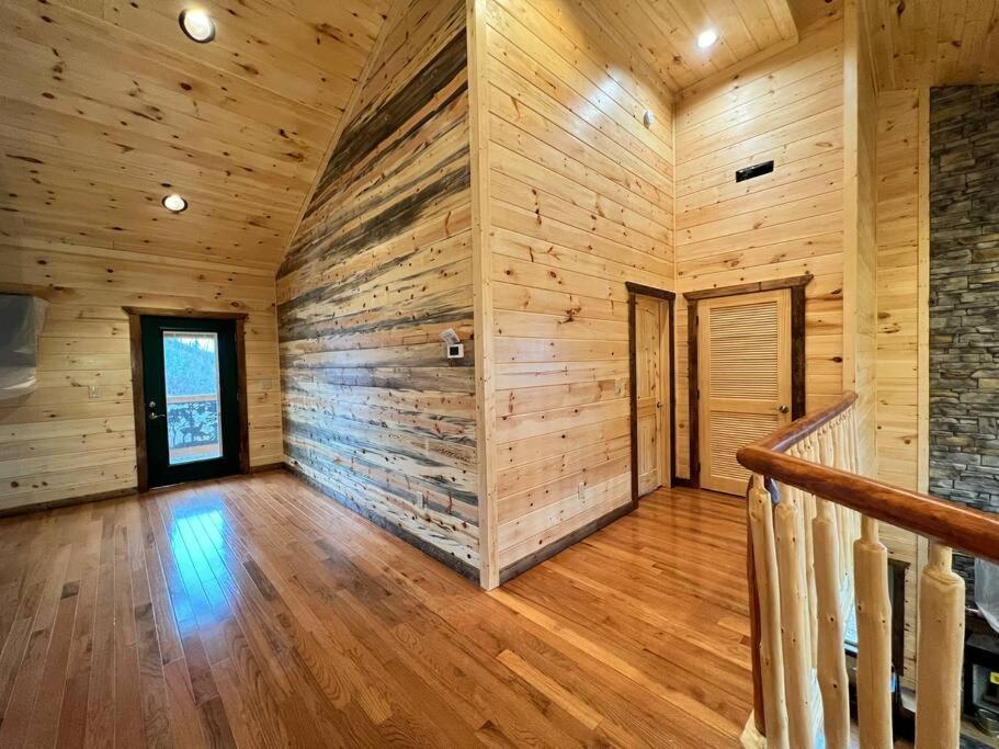 * * 4 Master Bedrooms, Views, Theater, Arcade, Evc Gatlinburg Bagian luar foto