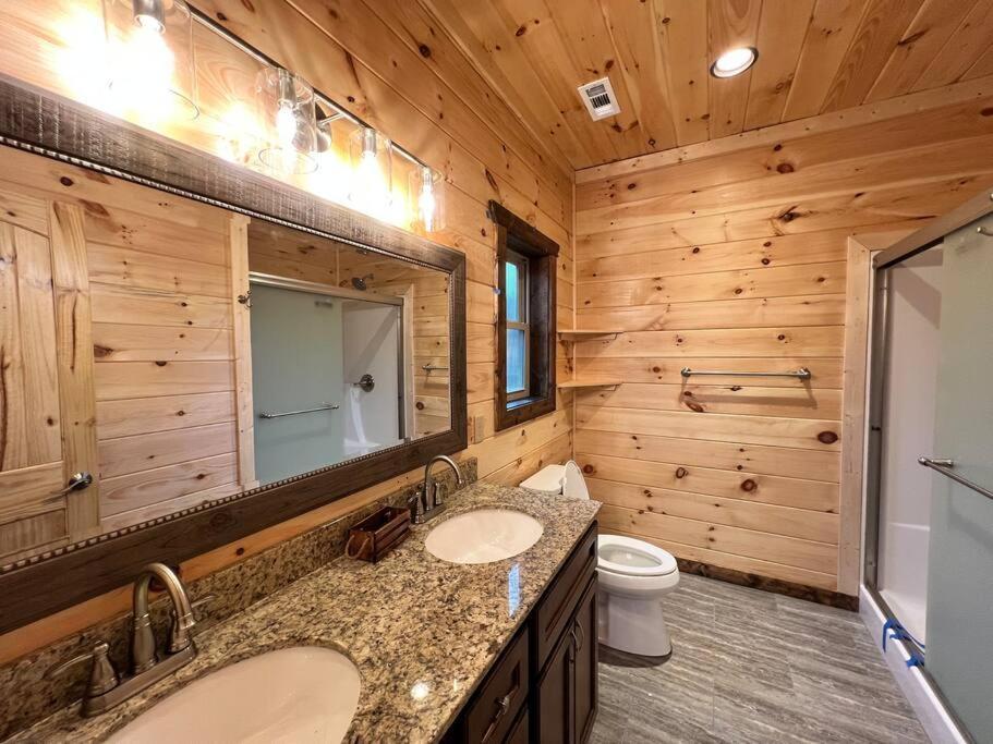 * * 4 Master Bedrooms, Views, Theater, Arcade, Evc Gatlinburg Bagian luar foto